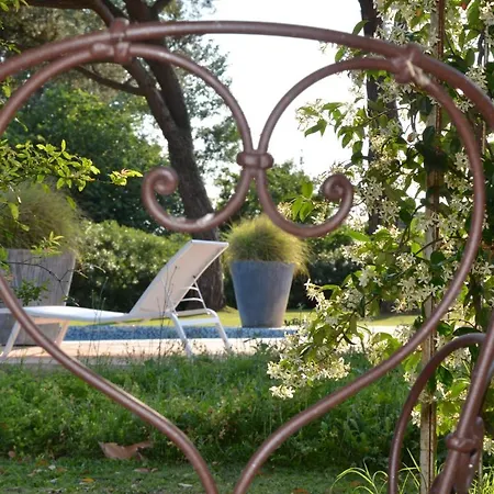 Mas Roubel Apartment Saint-Gilles (Gard)